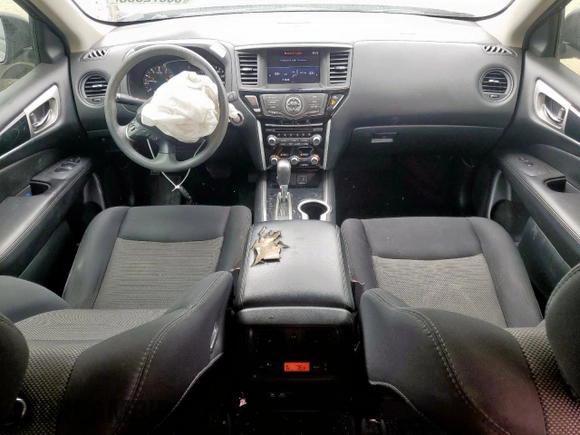 2019 Nissan Pathfinder S z VIN 5N1DR2MN1KC607076, wystawiony jako Copart lot #50372865 z przebiegiem 122 896 mil mil oraz Szkoda całkowita • Salvage title. Historia ofert i sprzedaży dostępna na DreamBid. Obrazek 8.