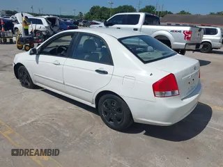 2008 Kia Spectra SX with VIN KNAFE121185508223, listed as a IAAI auction lot 42028372 with 152,526 mi miles. Bid and sale history available at carsss.com. Image 3.