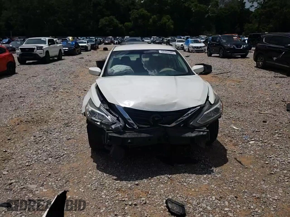 2016 Nissan Altima S with VIN 1N4AL3AP8GN383889, listed as a Copart auction lot 60405385 with 206,509 mi miles and Salvage title. Bid and sale history available at DreamBid. Image 14.
