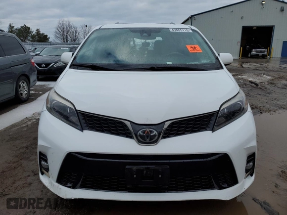 2018 Toyota Sienna SE with VIN 5TDXZ3DCXJS961181, listed as a Copart auction lot 49465115 with 71,962 mi miles and Clean title. Bid and sale history available at DreamBid. Image 5.