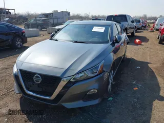 2020 Nissan Altima S z VIN 1N4BL4BVXLC124902, wystawiony jako IAAI lot #41766491 z przebiegiem 172 562 mil mil oraz . Historia ofert i sprzedaży dostępna na DreamBid. Obrazek 12.