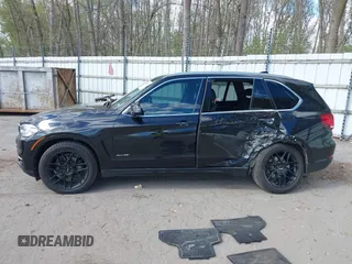 2016 BMW X5 xDrive35i z VIN 5UXKR0C59G0S91533, wystawiony jako IAAI lot #42148818 z przebiegiem 108 550 mil mil oraz . Historia ofert i sprzedaży dostępna na DreamBid. Obrazek 14.