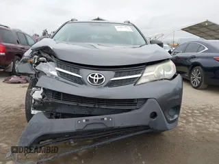 2015 Toyota RAV4 LE with VIN 2T3BFREVXFW277470, listed as a IAAI auction lot 42063725 with 119,122 mi miles. Bid and sale history available at carsss.com. Image 12.