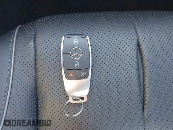 2021 Mercedes-Benz GLS 580 with VIN 4JGFF8GE0MA388402, listed as a IAAI auction lot 41877633 with 48,798 mi miles and . Bid and sale history available at DreamBid. Image 11.