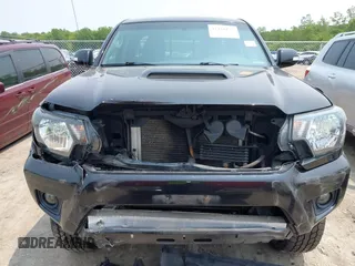 2012 Toyota Tacoma z VIN 5TFUU4EN2CX029450, wystawiony jako IAAI lot #42416155 z przebiegiem 171 711 mil mil oraz . Historia ofert i sprzedaży dostępna na DreamBid. Obrazek 6.