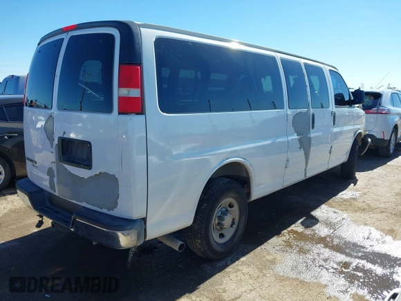 2012 Chevrolet Express Passenger 1LT с VIN 1GAZG1FG1C1140935, выставлен на аукционе IAAI как лот 40887987 с пробегом 362 780 миль миль и . История ставок и продаж доступна на DreamBid. Изображение 4.