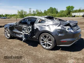 2019 Ford Mustang GT z VIN 1FA6P8CF2K5120723, wystawiony jako Copart lot #57516505 z przebiegiem Nie podano mil oraz Szkody całkowita. Historia ofert i sprzedaży dostępna na DreamBid. Obrazek 2.