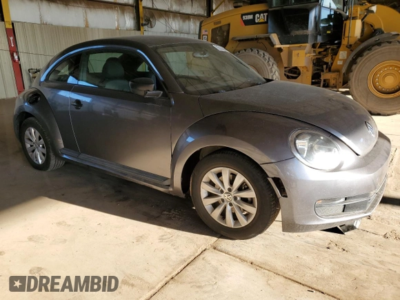 2013 Volkswagen Beetle Entry with VIN 3VWFP7AT5DM660333, listed as a Copart auction lot 55804995 with 89,249 mi miles and Clean Title. Bid and sale history available at DreamBid. Image 4.
