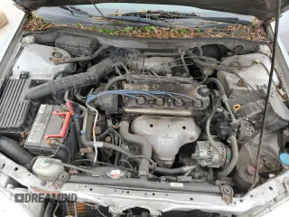 1998 Honda Accord LX z VIN 1HGCG5648WA259663, wystawiony jako Copart lot #55341505 z przebiegiem 205 257 mil mil oraz Szkoda całkowita • Salvage title. Historia ofert i sprzedaży dostępna na DreamBid. Obrazek 11.