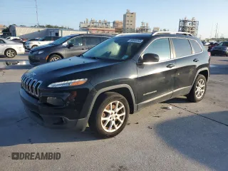 2017 Jeep Cherokee Latitude z VIN 1C4PJLCB3HW514461, wystawiony jako Copart lot #55848785 z przebiegiem 50 768 mil mil oraz Szkoda całkowita • Salvage title. Historia ofert i sprzedaży dostępna na DreamBid. Obrazek 1.