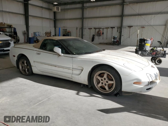 2000 Chevrolet Corvette with VIN 1G1YY32G1Y5124258, listed as a Copart auction lot 52782565 with 82,423 mi miles and Salvage Title. Bid and sale history available at carsss.com. Image 4.