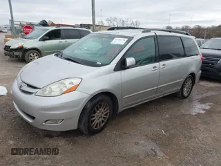 2010 Toyota Sienna XLE with VIN 5TDYK4CC0AS306284, listed as a IAAI auction lot 41736735 with 323,886 mi miles and . Bid and sale history available at carsss.com. Image 17.