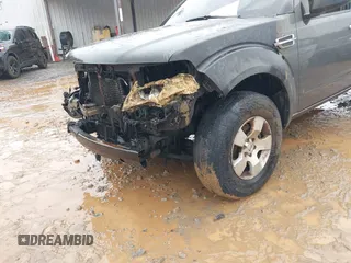 2008 Nissan Pathfinder SE with VIN 5N1AR18U68C667264, listed as a IAAI auction lot 40797046 with 1 mi miles. Bid and sale history available at carsss.com. Image 13.