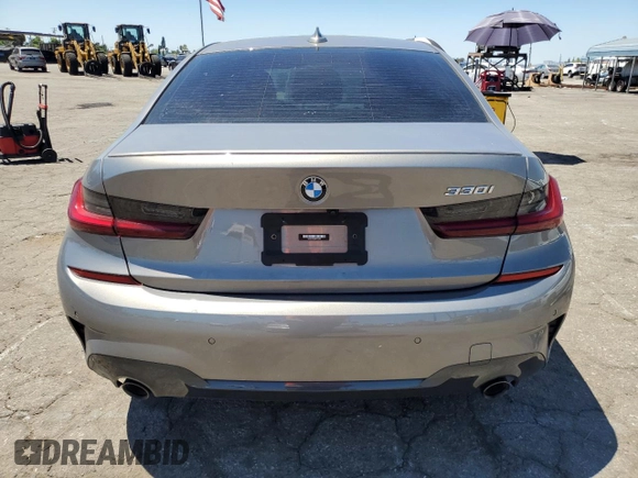 2022 BMW 3 Series 330i with VIN WBA5R1C04NFN14819, listed as a Copart auction lot 64467823 with 18,310 mi miles. Bid and sale history available at carsss.com. Image 6.