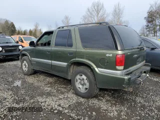 2001 GMC Jimmy SLE with VIN 1GKDT13W912219905, listed as a Copart auction lot 45172185 with 0 mi miles and Salvage Title. Bid and sale history available at carsss.com. Image 2.