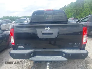 2018 Nissan Frontier SV with VIN 1N6AD0EV0JN744891, listed as a IAAI auction lot 42128481 with 137,412 mi miles and . Bid and sale history available at DreamBid. Image 16.