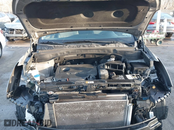 2018 Hyundai Santa Fe Sport 2.4L with VIN 5NMZT3LB6JH067040, listed as a IAAI auction lot 41760708 with 101,302 mi miles. Bid and sale history available at carsss.com. Image 10.