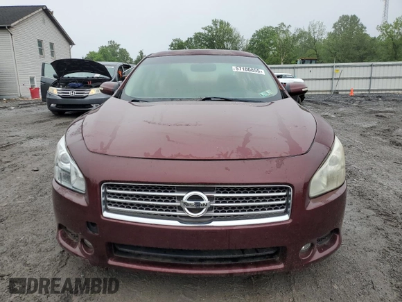 2010 Nissan Maxima SV z VIN 1N4AA5AP7AC836369, wystawiony jako Copart lot #57100855 z przebiegiem Nie podano mil oraz Czysty tytuł • Clean title. Historia ofert i sprzedaży dostępna na DreamBid. Obrazek 5.