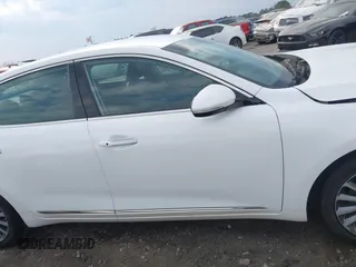 2017 Kia Cadenza Limited with VIN KNALC4J12H5069089, listed as a IAAI auction lot 41667959 with 72,177 mi miles. Bid and sale history available at carsss.com. Image 14.