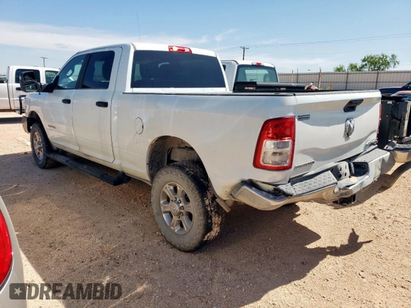 2023 Ram 2500 Big Horn z VIN 3C6UR5DJ9PG601458, wystawiony jako Copart lot #63045635 z przebiegiem 44 988 mil mil oraz Czysty tytuł • Clean title. Historia ofert i sprzedaży dostępna na DreamBid. Obrazek 2.