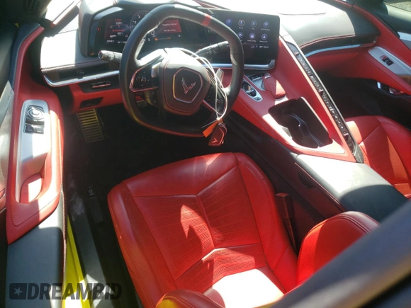 2020 Chevrolet Corvette 3LT z VIN 1G1Y82D48L5103767, wystawiony jako Copart lot #62207104 z przebiegiem 20 729 mil mil oraz Czysty tytuł • Clean title. Historia ofert i sprzedaży dostępna na DreamBid. Obrazek 8.