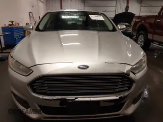 2015 Ford Fusion SE with VIN 3FA6P0H76FR173527, listed as a IAAI auction lot 41710698 with 263,272 mi miles. Bid and sale history available at carsss.com. Image 12.