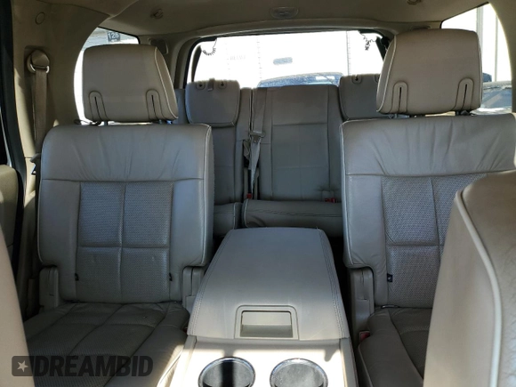 2008 Lincoln Navigator z VIN 5LMFU28548LJ01183, wystawiony jako Copart lot #46277525 z przebiegiem 204 331 mil mil oraz Szkoda całkowita • Salvage title. Historia ofert i sprzedaży dostępna na DreamBid. Obrazek 10.