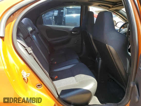 2005 Dodge Neon SRT-4 z VIN 1B3ES66S75D108760, wystawiony jako Copart lot #62733784 z przebiegiem 170 232 mil mil oraz Szkoda całkowita • Salvage title. Historia ofert i sprzedaży dostępna na DreamBid. Obrazek 10.