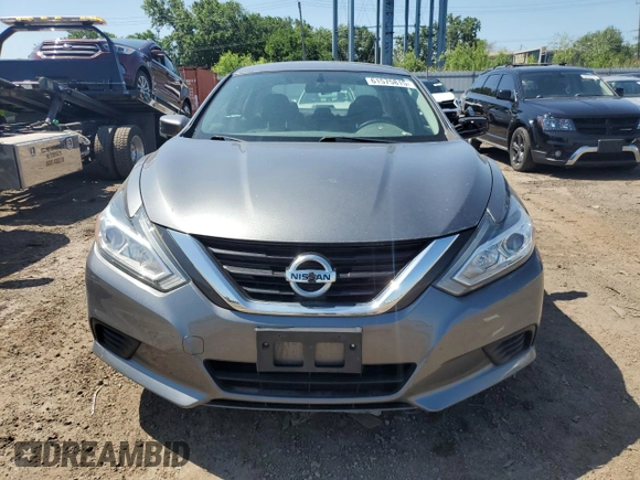 2017 Nissan Altima S with VIN 1N4AL3AP8HN364566, listed as a Copart auction lot 61575815 with 42,973 mi miles and Salvage title. Bid and sale history available at DreamBid. Image 5.