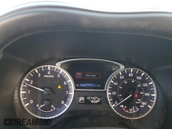 2013 Infiniti JX35 with VIN 5N1AL0MM5DC301162, listed as a Copart auction lot 49324205 with 137,407 mi miles and Salvage Title. Bid and sale history available at carsss.com. Image 9.