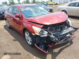 2014 Nissan Altima SL with VIN 1N4BL3AP1EC266801, listed as a IAAI auction lot 42476940 with 126,217 mi miles and . Bid and sale history available at DreamBid. Image 1.