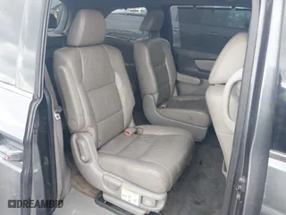 2011 Honda Odyssey Touring with VIN 5FNRL5H95BB007514, listed as a IAAI auction lot 41402516 with 281,032 mi miles. Bid and sale history available at carsss.com. Image 8.