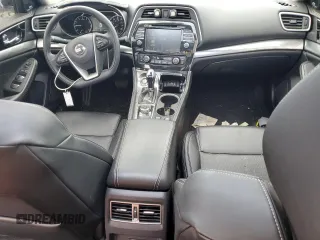 2020 Nissan Maxima SL z VIN 1N4AA6DV4LC367812, wystawiony jako Copart lot #49172675 z przebiegiem 53 215 mil mil oraz Szkoda całkowita • Salvage title. Historia ofert i sprzedaży dostępna na DreamBid. Obrazek 8.