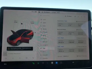 2021 Tesla Model Y Standard Range with VIN 5YJYGDED5MF116562, listed as a Copart auction lot 51211535 with 68,549 mi miles and Salvage Title. Bid and sale history available at DreamBid. Image 9.