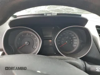 2013 Hyundai Elantra с VIN KMHD25LE2DU032880, выставлен на аукционе Copart как лот 56884715 с пробегом Не указан миль и На запчасти • Non repairable. История ставок и продаж доступна на DreamBid. Изображение 9.