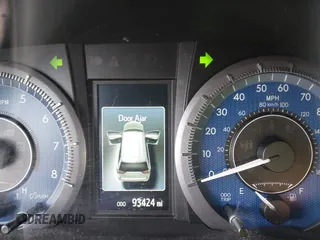2019 Toyota Sienna XLE Auto Access Seat with VIN 5TDYZ3DCXKS986393, listed as a IAAI auction lot 41451840 with 93,424 mi miles. Bid and sale history available at carsss.com. Image 16.