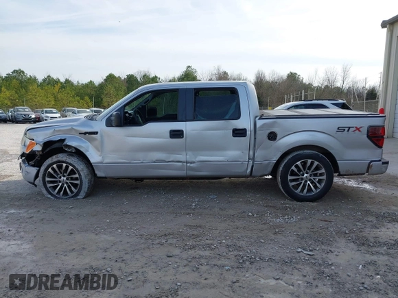2014 Ford F-150 XL with VIN 1FTFW1CF9EKD01358, listed as a IAAI auction lot 41618800 with 220,888 mi miles. Bid and sale history available at carsss.com. Image 14.