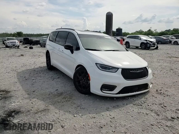 2024 Chrysler Pacifica Touring L with VIN 2C4RC1BG2RR116768, listed as a Copart auction lot 54598075 with 12,054 mi miles and Salvage title. Bid and sale history available at DreamBid. Image 14.