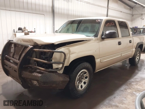 2006 Chevrolet Silverado 1500 LT1 with VIN 2GCEK13Z561329466, listed as a IAAI auction lot 41191062 with 208,661 mi miles. Bid and sale history available at carsss.com. Image 19.