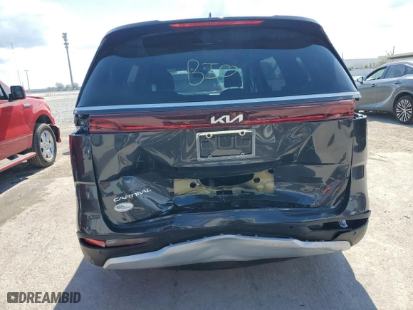 2023 Kia Carnival EX with VIN KNDNC5H31P6241873, listed as a Copart auction lot 46707495 with 33,871 mi miles and Salvage Title. Bid and sale history available at carsss.com. Image 6.