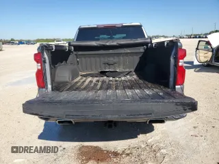2020 Chevrolet Silverado 1500 Custom with VIN 3GCPWBEF6LG213718, listed as a Copart auction lot 81817404 with 85,969 mi miles and Non Repairable. Bid and sale history available at carsss.com. Image 6.