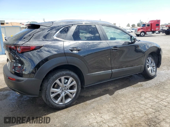 2025 Mazda CX-30 S Preferred with VIN 3MVDMBCM2SM798869, listed as a Copart auction lot 52127375 with 1,830 mi miles and Clean Title. Bid and sale history available at DreamBid. Image 3.