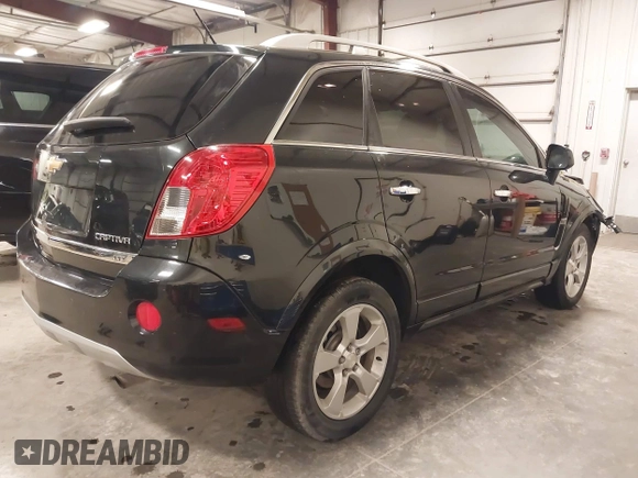 2014 Chevrolet Captiva Sport LTZ with VIN 3GNAL4EKXES549239, listed as a IAAI auction lot 41139721 with 132,731 mi miles. Bid and sale history available at carsss.com. Image 4.