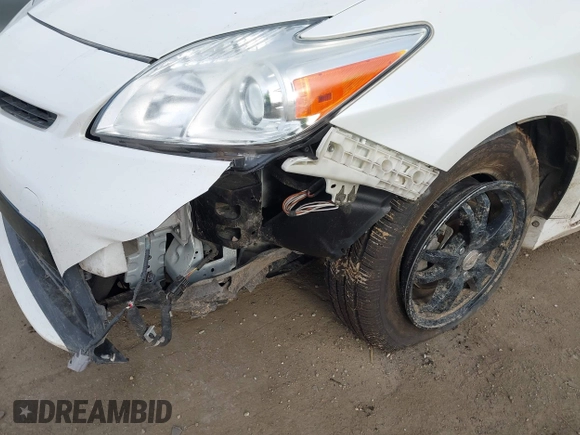 2015 Toyota Prius Four with VIN JTDKN3DU6F0476075, listed as a IAAI auction lot 41894290 with 245,861 mi miles. Bid and sale history available at carsss.com. Image 6.