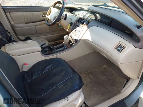 2004 Toyota Avalon XL with VIN 4T1BF28B44U375103, listed as a IAAI auction lot 41903924 with 329,027 mi miles and . Bid and sale history available at carsss.com. Image 5.