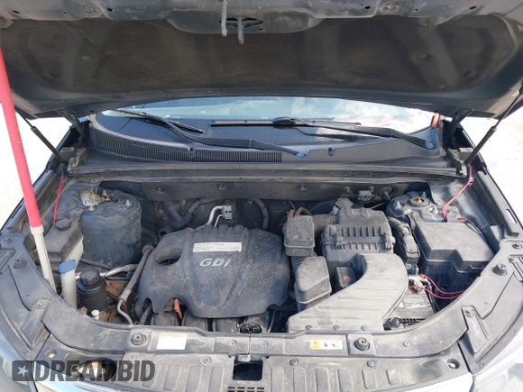 2013 Kia Sorento LX with VIN 5XYKTCA60DG403769, listed as a IAAI auction lot 42265980 with 215,013 mi miles and . Bid and sale history available at DreamBid. Image 10.