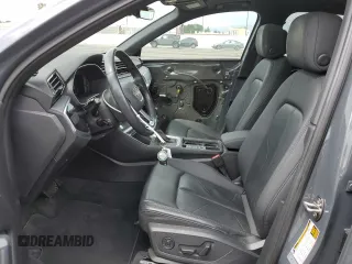 2020 Audi Q3 Premium z VIN WA1AECF38L1095702, wystawiony jako Copart lot #53888035 z przebiegiem 44 414 mil mil oraz Szkoda całkowita • Salvage title. Historia ofert i sprzedaży dostępna na DreamBid. Obrazek 7.