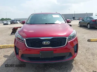 2019 Kia Sorento LX with VIN 5XYPG4A3XKG527468, listed as a IAAI auction lot 41904631 with 93,525 mi miles. Bid and sale history available at carsss.com. Image 13.