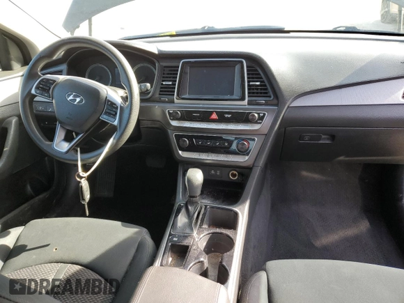 2019 Hyundai Sonata SE with VIN 5NPE24AF6KH745030, listed as a Copart auction lot 51010865 with 68,993 mi miles and Salvage Title. Bid and sale history available at carsss.com. Image 8.