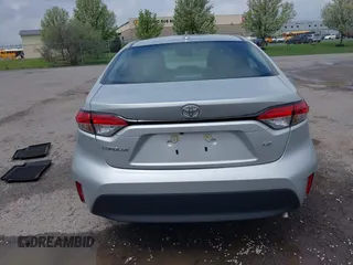 2025 Toyota Corolla LE z VIN 5YFB4MDE0SP241530, wystawiony jako IAAI lot #42175543 z przebiegiem 3222 mil mil oraz . Historia ofert i sprzedaży dostępna na DreamBid. Obrazek 16.